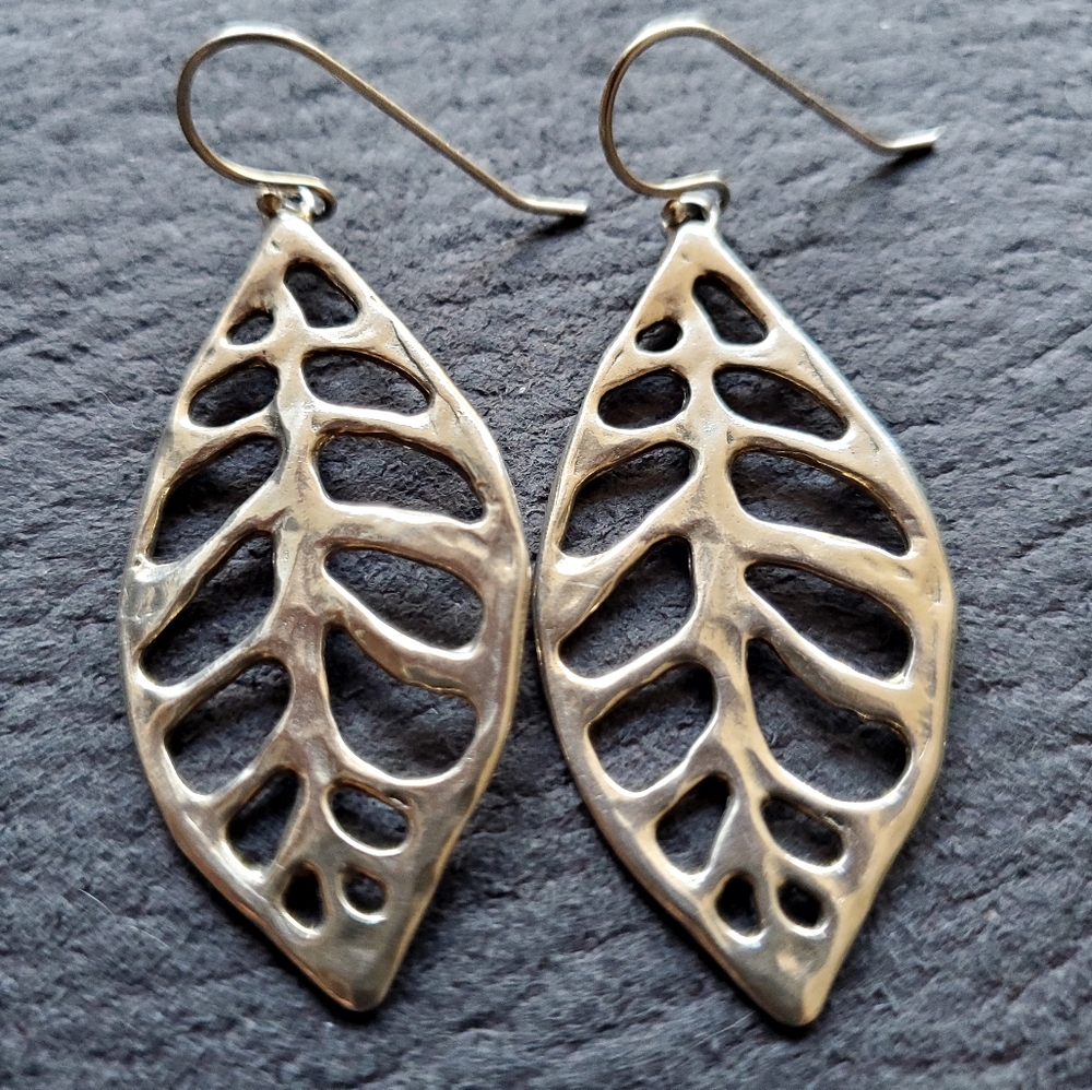 Vintage 925 Sterling Silver Open Leaf Dangle Earrings